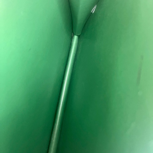 COPY - LOUIS VUITTON Epi Capucines Shoulder Bag Green - Picture 9 of 14